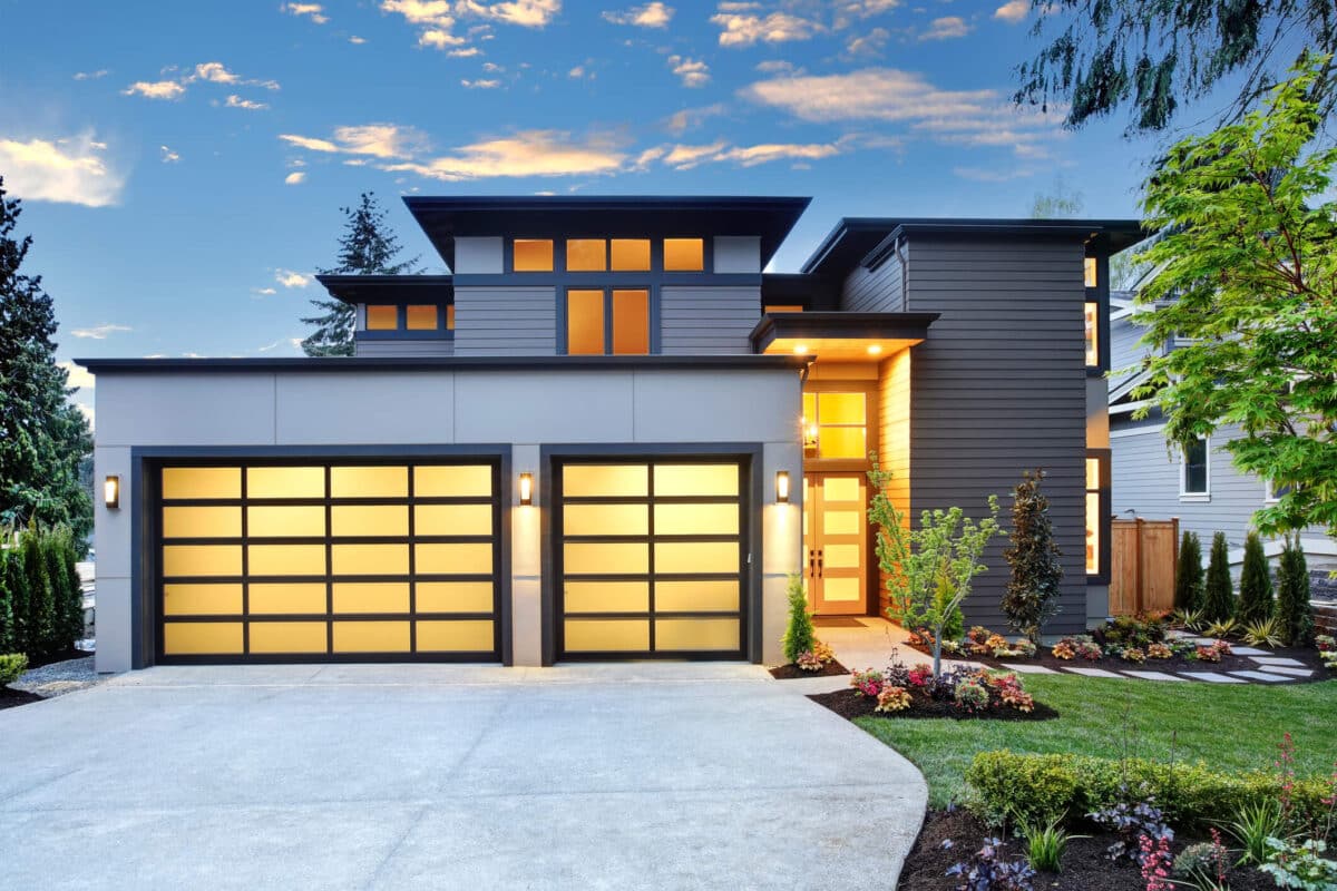How to Choose the Right Garage Door for Your Home?